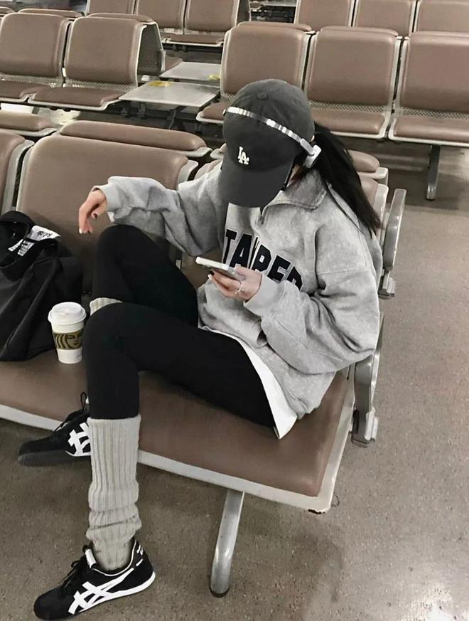 星欧平台官方:不穿秋裤的年轻人,秋冬穿什么?